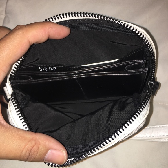 🐚SOLD🐚 - Picture 3 of 4